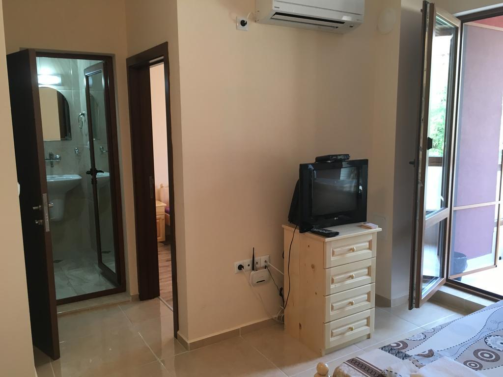 Apartment Martin Beach Pomorie Bagian luar foto
