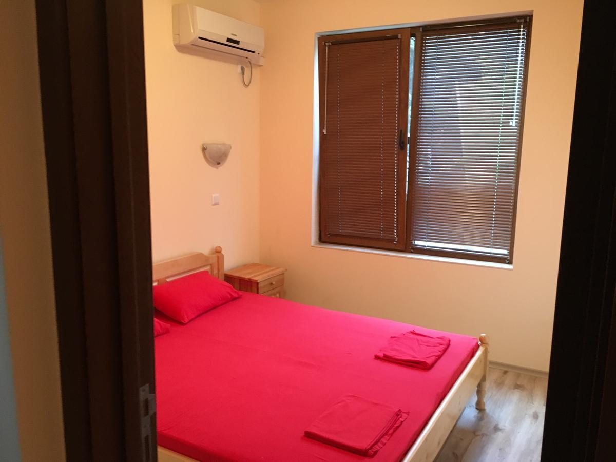 Apartment Martin Beach Pomorie Bagian luar foto